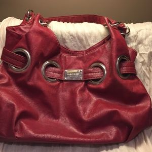 Nine West Large Red Hobo in Excellent Condition.